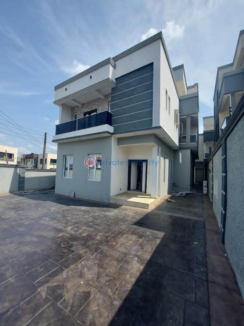 For rent 5 bedroom Duplex Magodo Estate Phase Two Magodo Isheri Ikeja