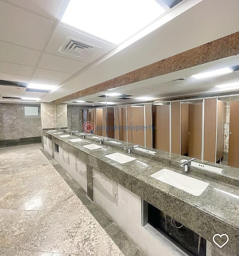 Brand new commercial space - 8 1 bedroom Office For Rent Victoria Island Lagos - 8