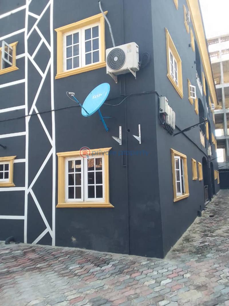 1 bedroom Mini Flat For Rent Estate Nicon Town Lekki Lagos - 4