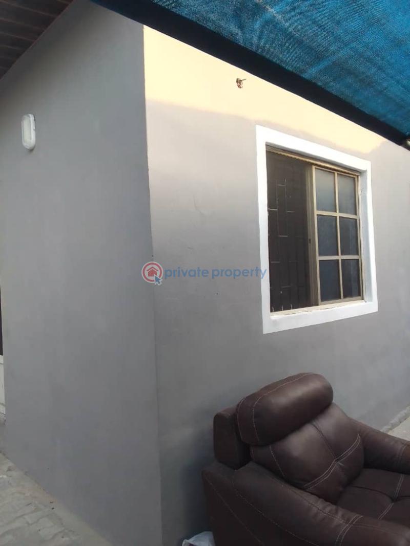 1 bedroom Mini Flat For Rent Estate Nicon Town Lekki Lagos - 0