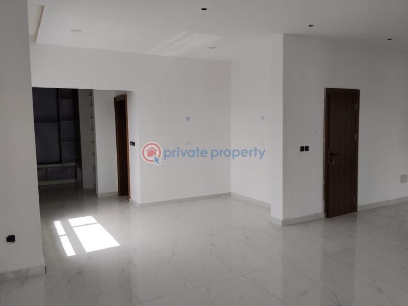 5 bedroom House For Rent Ologolo Lekki Lagos - 2