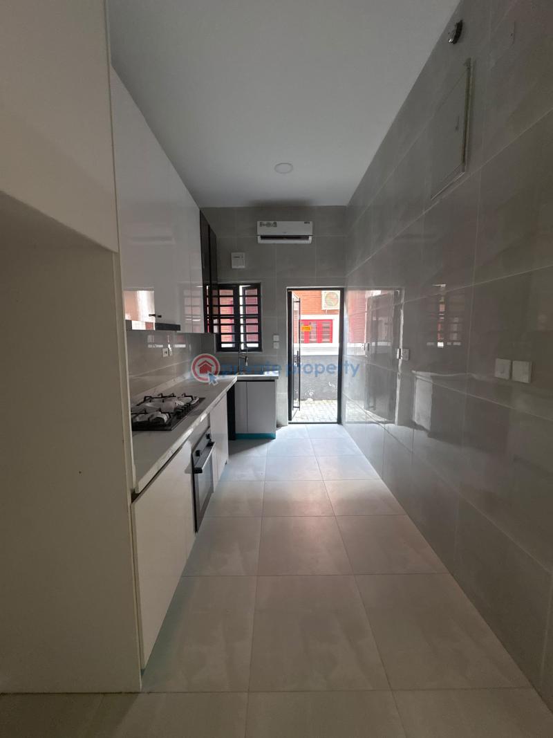 4 bedroom Terraced Duplex For Sale Oniru Estate Oniru Victoria Island Lagos - 11