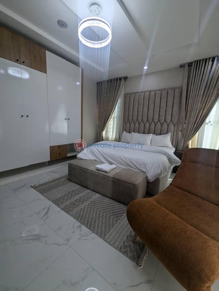 For rent: 3 bedroom Block Of Flats Olumegbon Road Old Ikoyi Lagos (PID ...