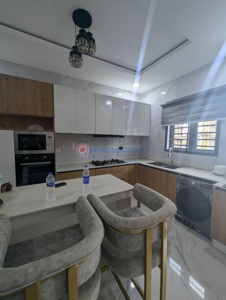 For rent: 3 bedroom Block Of Flats Olumegbon Road Old Ikoyi Lagos (PID ...