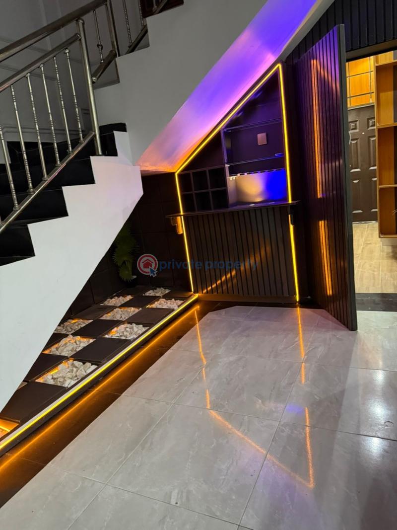 4 bedroom Terraced Duplex For Sale Secure Estate At Ajah Lekki Ajah Lagos - 8
