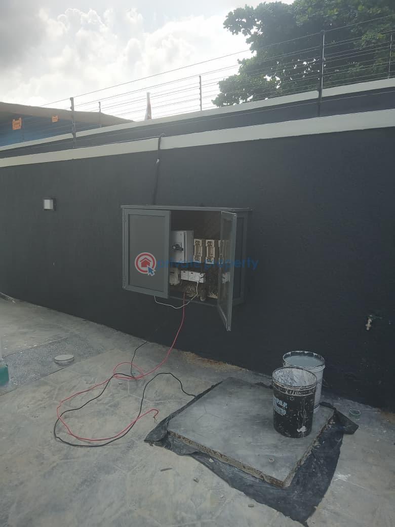 4 bedroom Detached Duplex For Sale Magodo Phase 1 Isheri Waterfrout Estate Magodo GRA Phase 1 Ojodu Lagos - 4