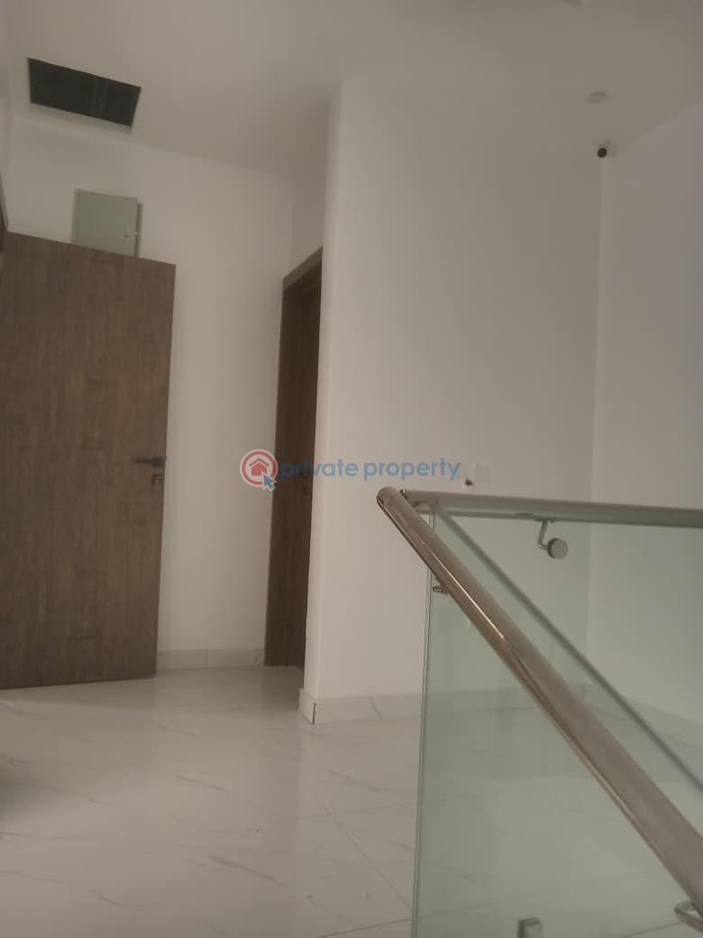 4 bedroom Detached Duplex For Sale Magodo Phase 1 Isheri Waterfrout Estate Magodo GRA Phase 1 Ojodu Lagos - 14