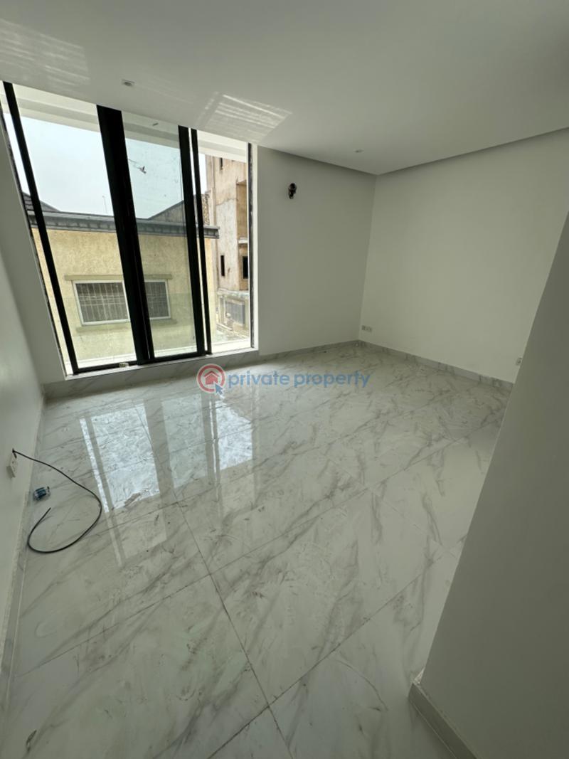 2 bedroom Block Of Flats For Sale Chris Avenue Lekki Phase 1 Lagos - 1