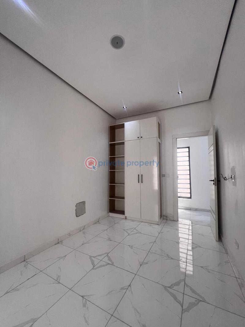 5 bedroom Detached Duplex For Sale Chevron Drive Lekki Lagos - 9