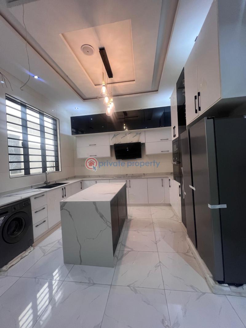 5 bedroom Detached Duplex For Sale Chevron Drive Lekki Lagos - 17