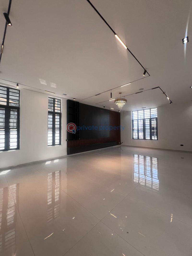 6 bedroom Detached Duplex For Sale Chevron Drive Lekki Lagos - 2