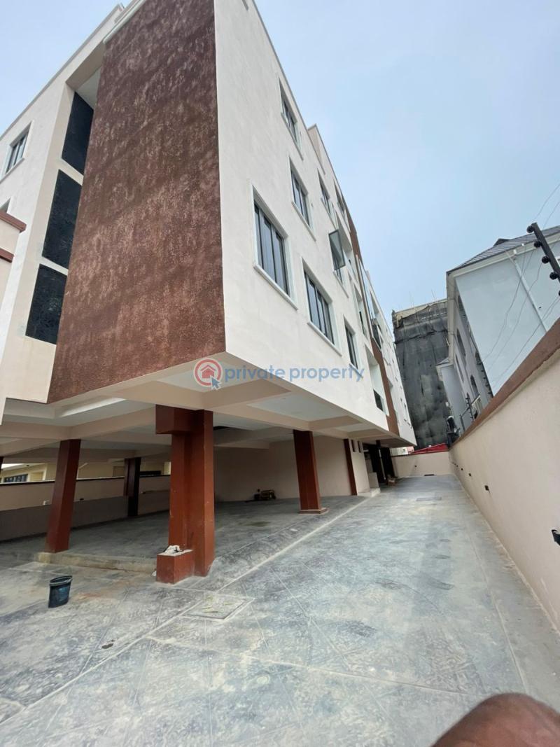 3 bedroom Flat & Apartment For Rent Ilasan Lekki Lagos - 0