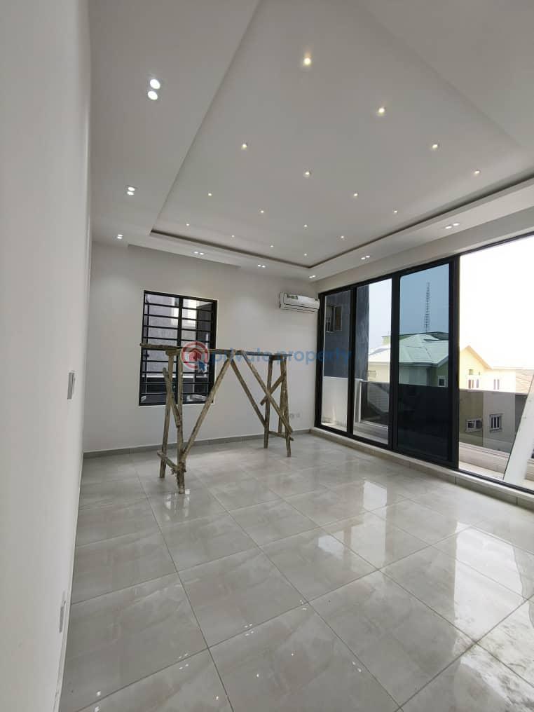 3 bedroom Flat & Apartment For Rent Lekki Phase 1 Lagos - 1