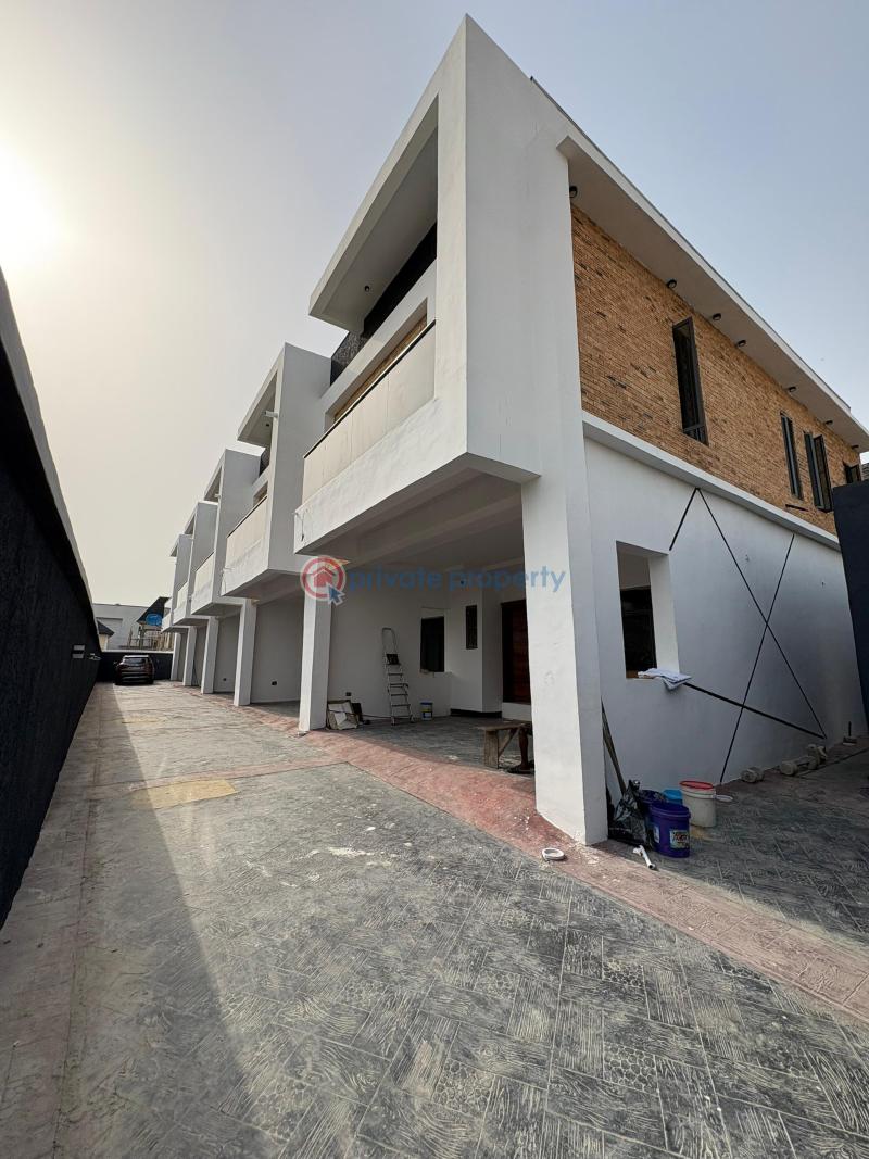 4 bedroom Terraced Duplex For Sale Ologolo, Ologolo Lekki Lagos - 0