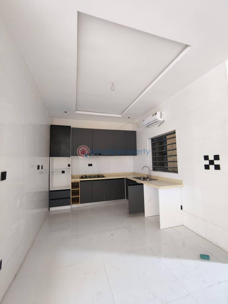 3 bedroom Flat & Apartment For Rent Lekki Phase 1 Lagos - 12