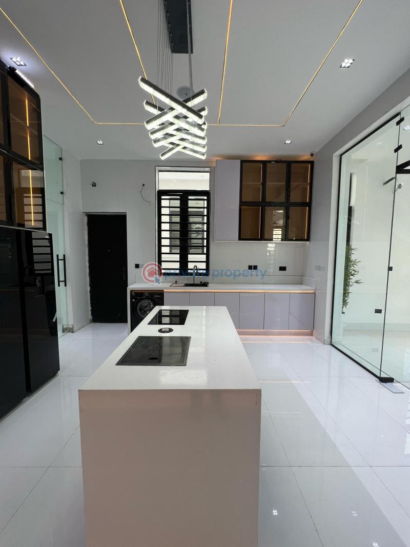5 bedroom Detached Duplex For Sale 2nd Tollgate, Lafiaji Lekki Lagos - 0