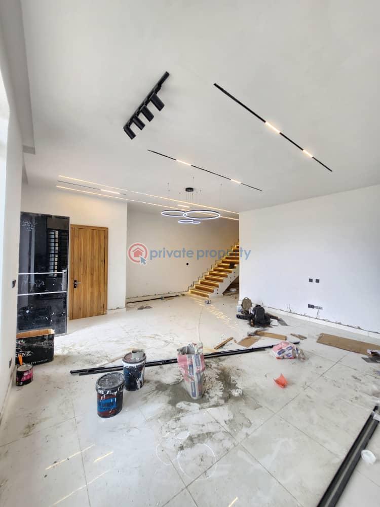 4 bedroom Semi detached Duplex For Sale Victoria Garden City Lekki Lagos - 9