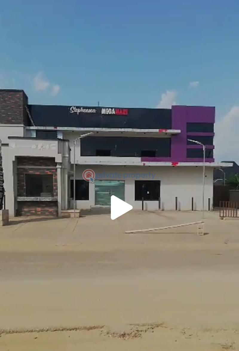 Mall/Complex/Plaza For Sale Along Utesi Tarred Road, Off Sapele Road Bypass Benin Edo - 0