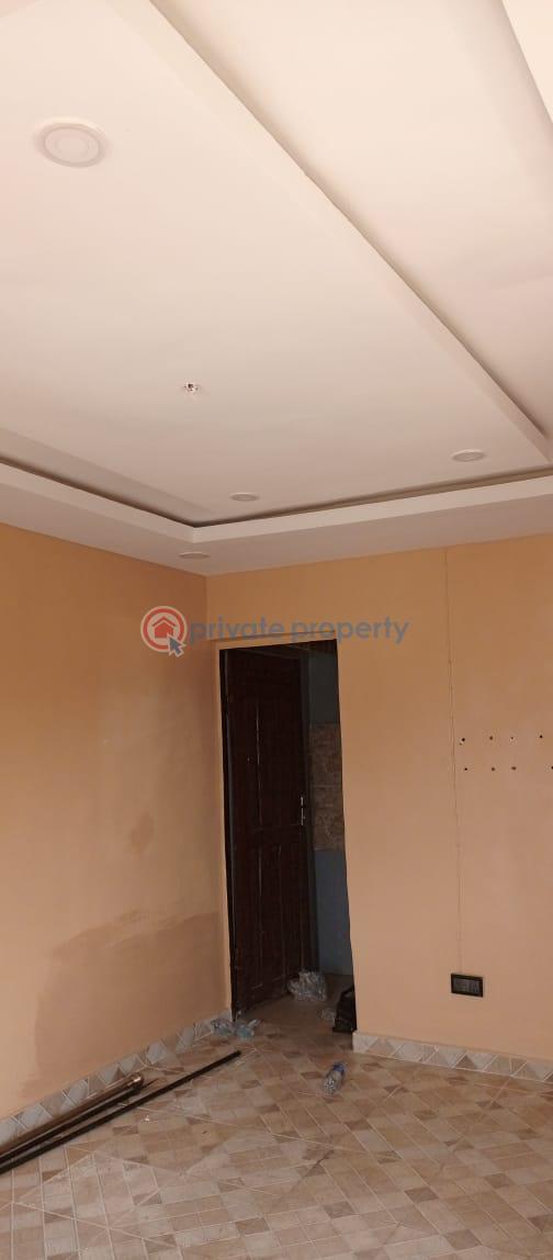 1 bedroom Block Of Flats For Rent Victor Olaiya Surulere Lagos - 5