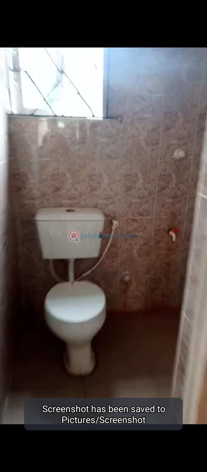 1 bedroom Block Of Flats For Rent Victor Olaiya Surulere Lagos - 1