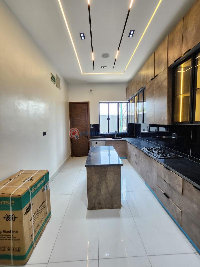 4 bedroom Semi detached Duplex For Sale Harris Drive Victoria Garden City Lekki Lagos - 12