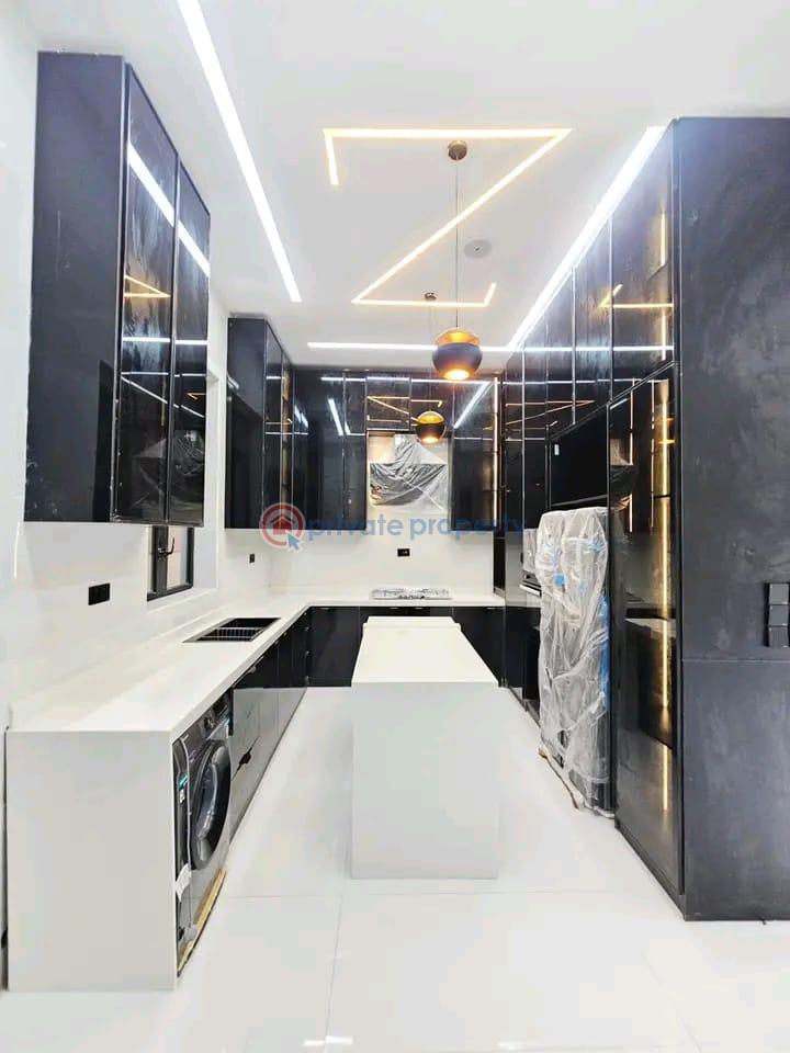 5 bedroom Detached Duplex For Sale Lekki Gardens Estate Ajah Lagos - 3