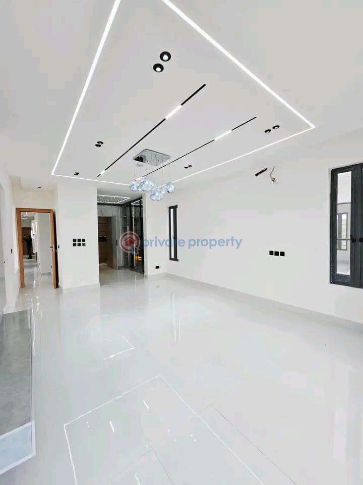 5 bedroom Detached Duplex For Sale Lekki Gardens Estate Ajah Lagos - 3
