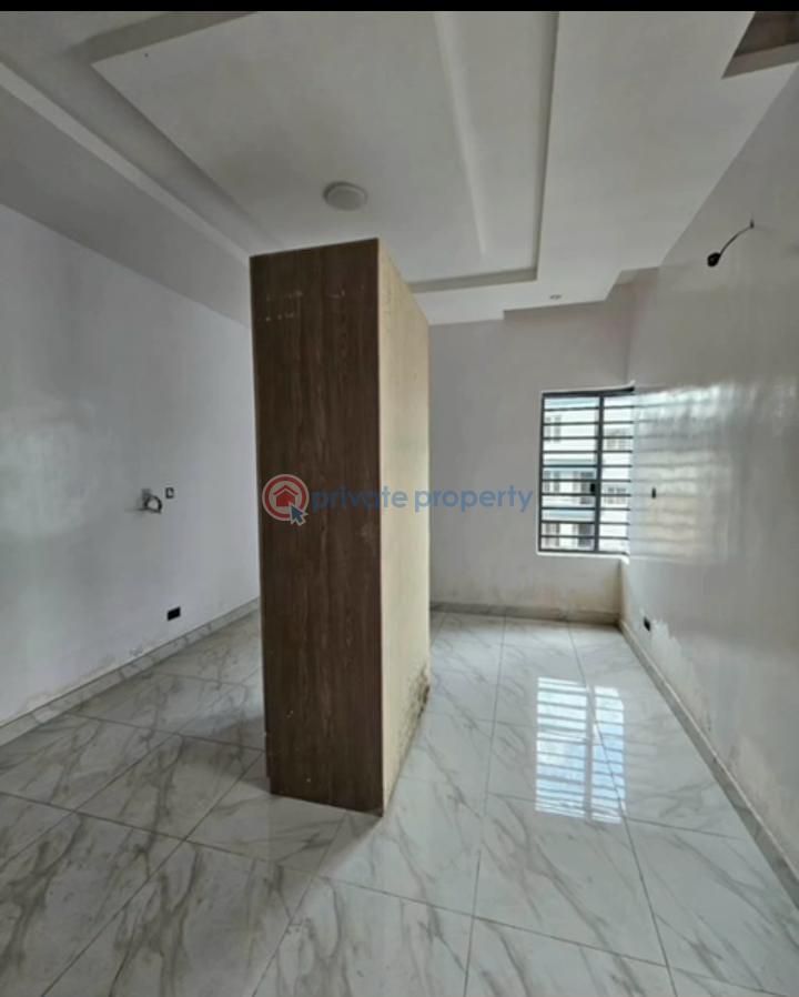 5 bedroom Detached Duplex For Sale G.r.a, Ikeja Lagos - 2