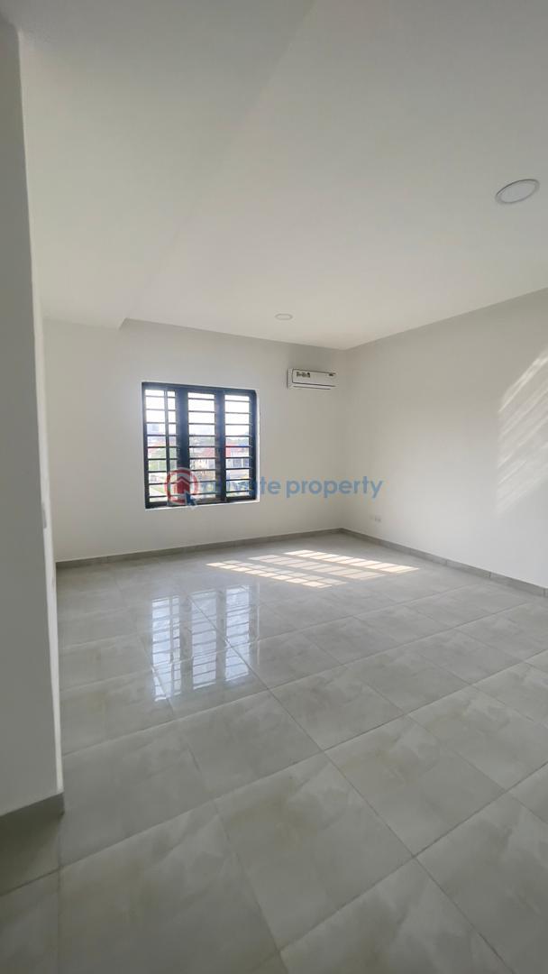 4 bedroom Terrace For Sale Oniru Victoria Island Lagos - 16