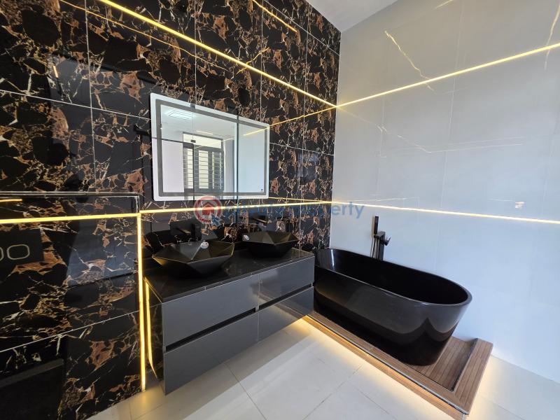 5 bedroom Detached Duplex For Sale Chevron Tollgate Lekki Phase 2 Lagos - 19