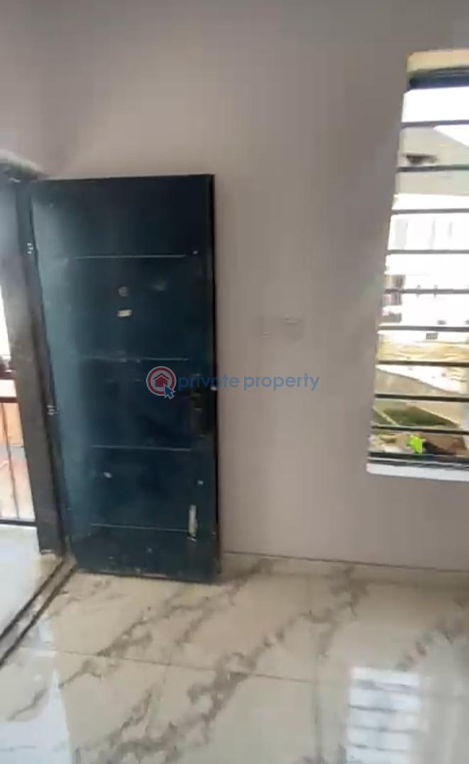 1 bedroom Self Contain For Rent Ologolo Lekki Lagos - 1