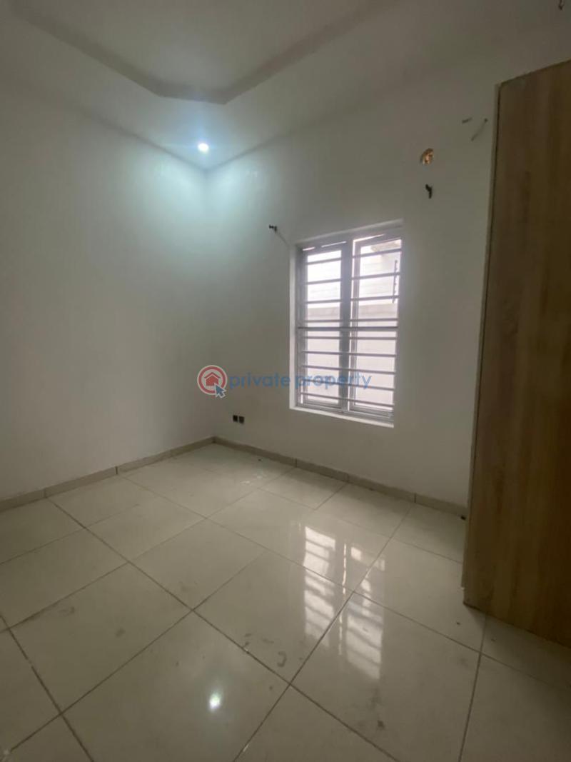 1 bedroom Self Contain For Rent Osapa London Lekki Lagos - 4