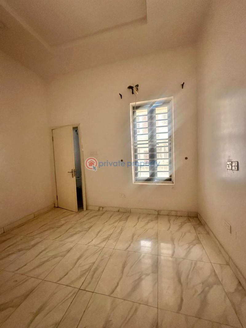 1 bedroom Self Contain For Rent Off Kekere Bus Stop Addo Ajah Lagos