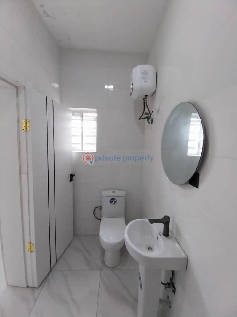 5 bedroom Detached Duplex For Sale Chevron Drive Lekki Lagos - 6