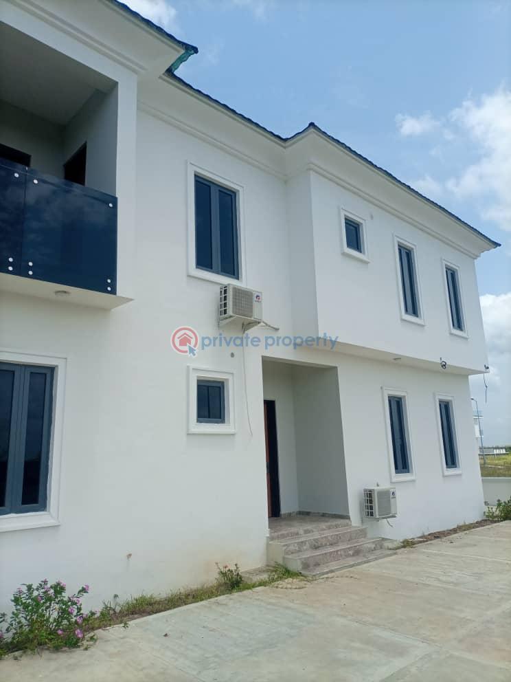 4 bedroom Semi detached Duplex For Sale Cowrie Creek Estate, Ikate, Lekki Lagos - 5