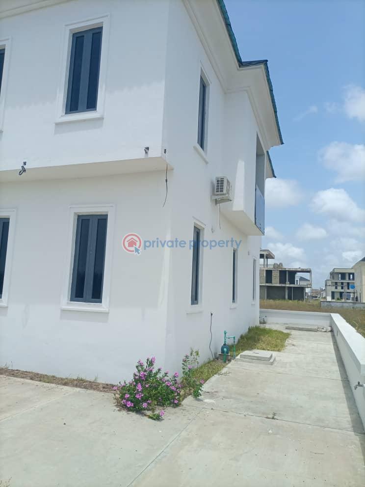 4 bedroom Semi detached Duplex For Sale Cowrie Creek Estate, Ikate, Lekki Lagos - 14
