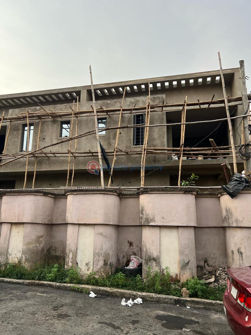 4 bedroom Semi detached Duplex For Sale Opposite Omole Phase 1 Berger Ojodu Lagos