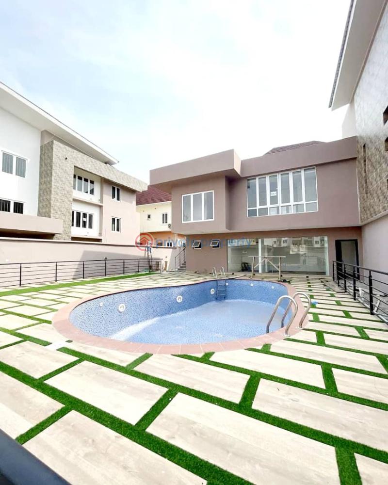 For sale 2 bedroom Flat & Apartment Chevy View Estate Chevron Drive