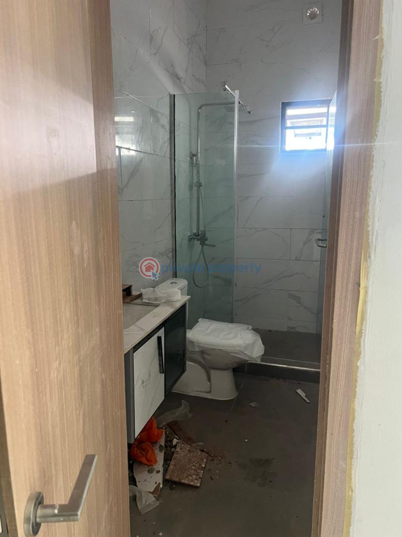 4 bedroom Terraced Duplex For Sale In A Serviced Prestigious Estate Inside Lekki Phase 1 Lekki Phase 1 Lagos - 32