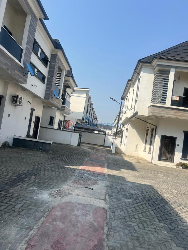 Flat & Apartment For Rent Hensyl Park Royal Pine 3 Estate Orchid Along Lekki Expressway Lagos - 31