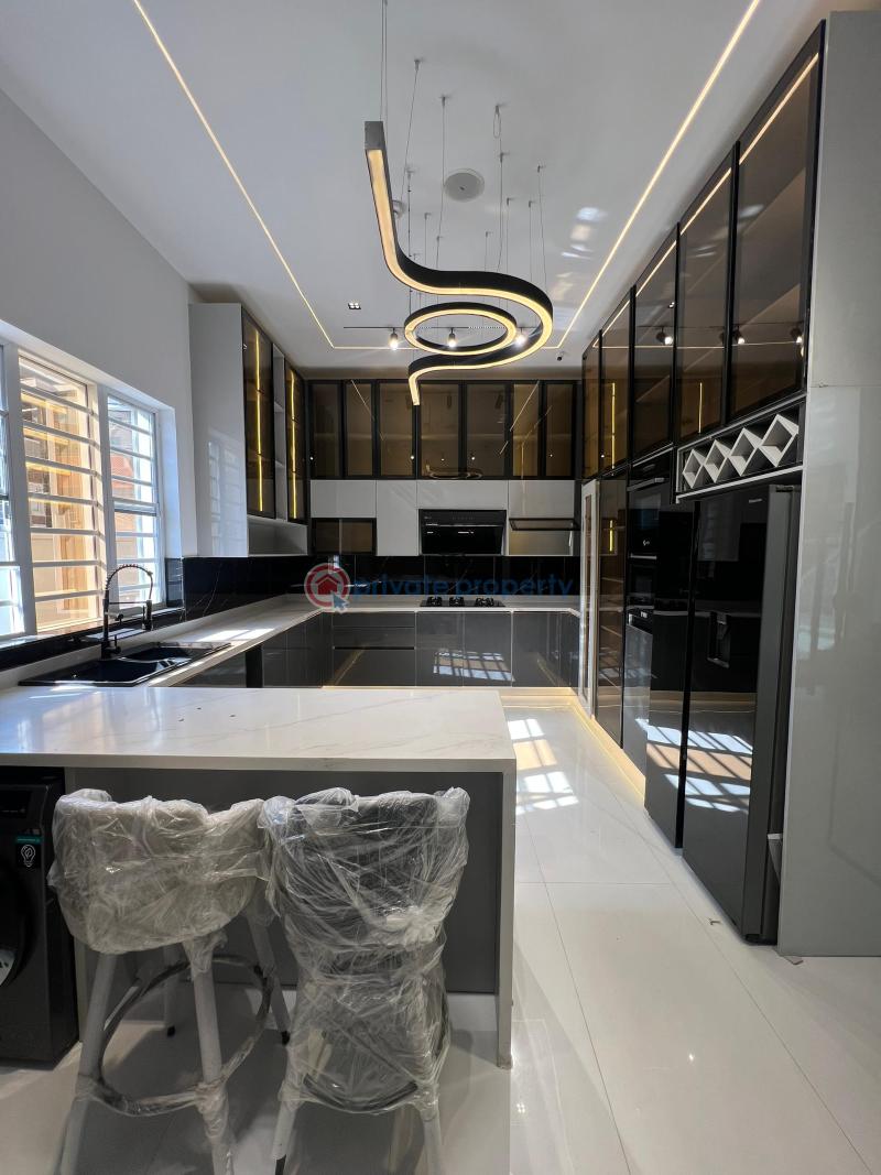 5 bedroom Detached Duplex For Sale Lekki Phase 1 Lagos - 24