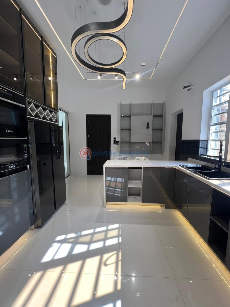 5 bedroom Detached Duplex For Sale Lekki Phase 1 Lagos - 5