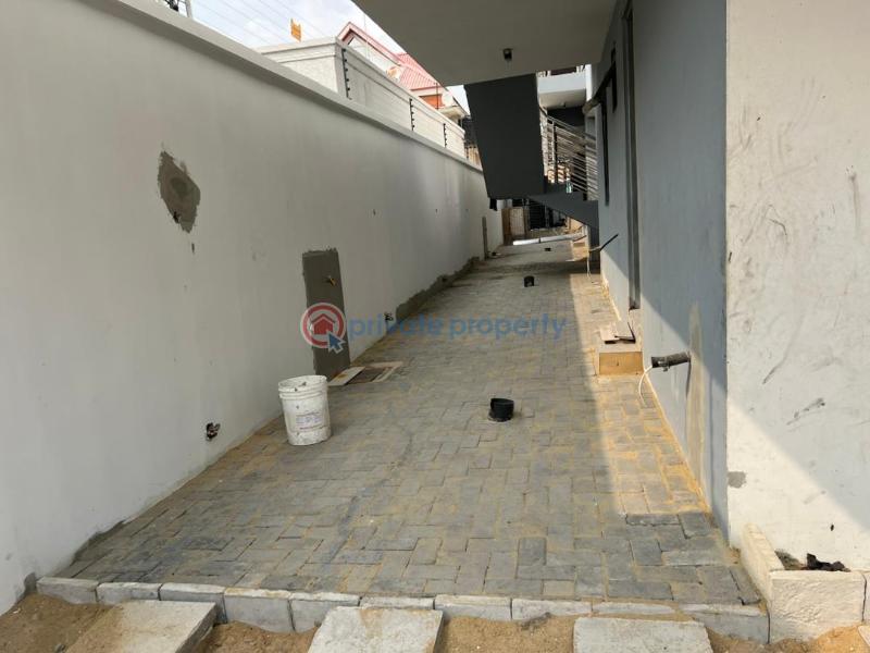 4 bedroom Semi detached Duplex For Sale Parkview Estate, Ikoyi Lagos - 2