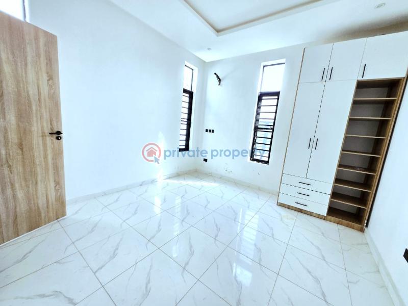 6 bedroom Detached Duplex For Sale Orchid Road Chevron Drive Lekki Lagos - 5