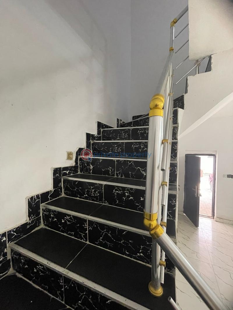 4 bedroom House For Rent Ikota Lekki Lagos - 8