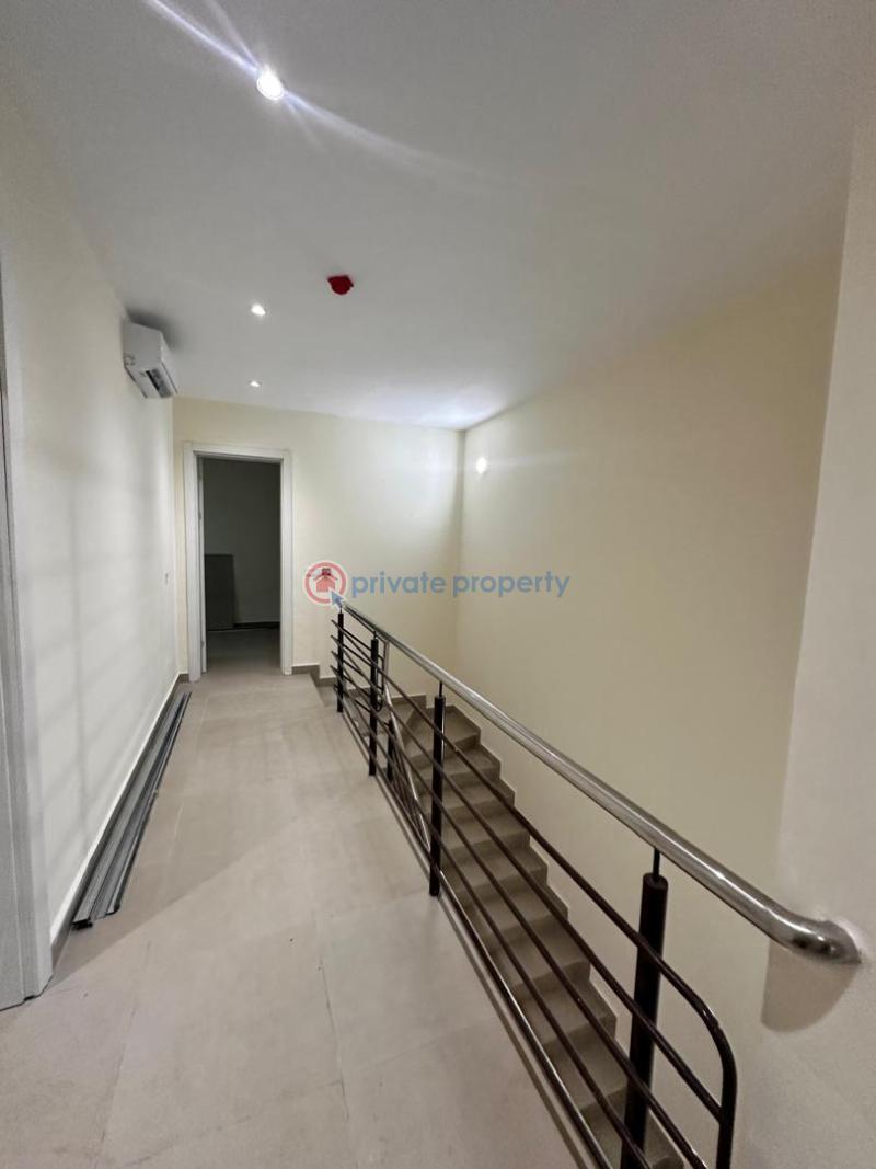 3 bedroom Maisonette For Rent Off Admiralty Way Lekki Phase 1 Lagos - 13