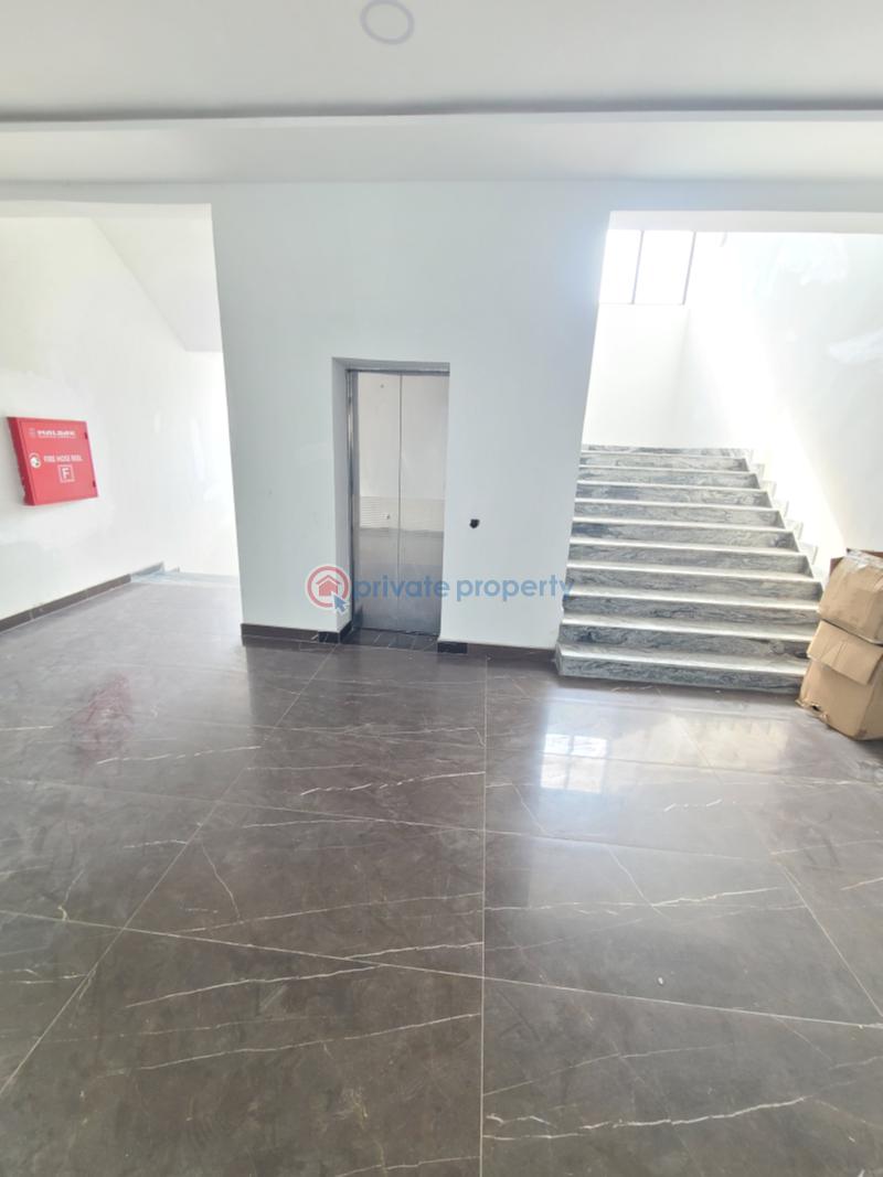Mall/Complex/Plaza For Rent Ikota Lekki Lagos - 18