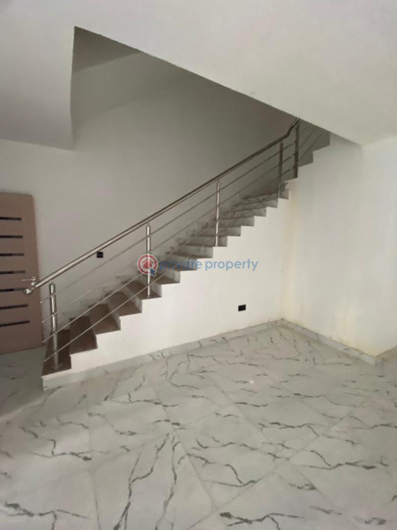 4 bedroom Terrace For Sale Whitesands Road Lekki Phase 1 Lagos - 2