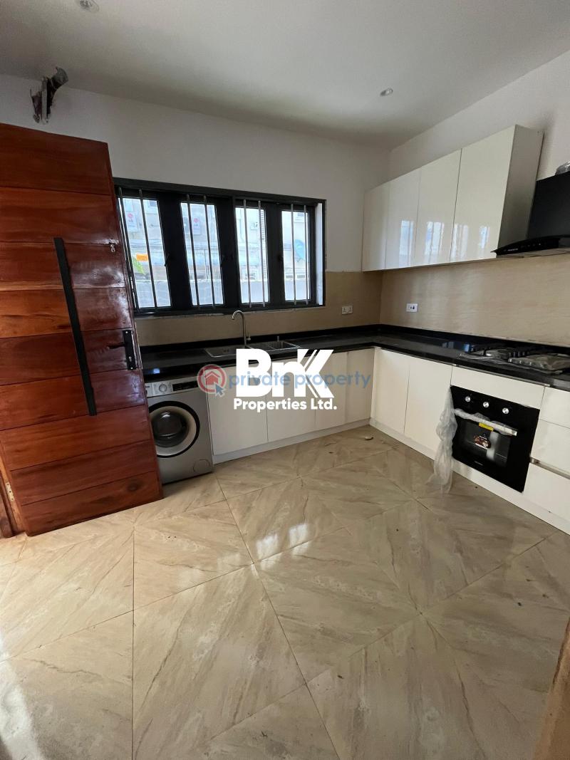 4 bedroom Terraced Duplex For Rent Lekki Phase 1 Lagos - 8