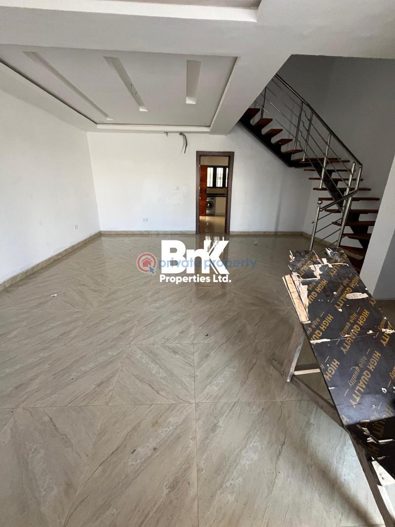 4 bedroom Terraced Duplex For Rent Lekki Phase 1 Lagos - 4